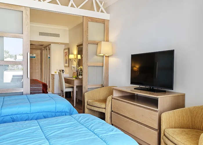 Olympic Lagoon Station touristique 5*