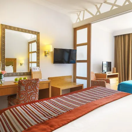 리조트 Olympic Lagoon 5*