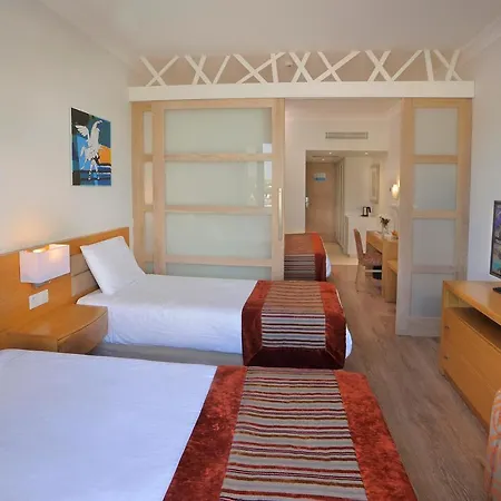 Olympic Lagoon 5* 아이아 나파
