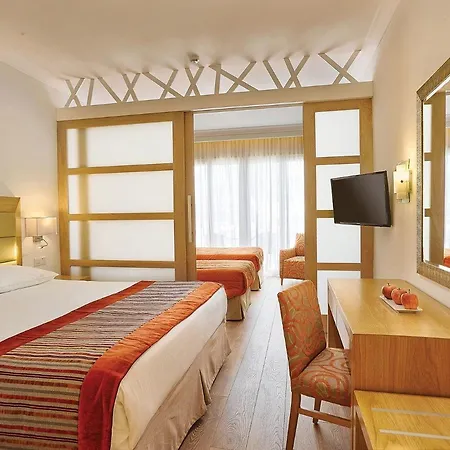 Olympic Lagoon 5* 아이아 나파