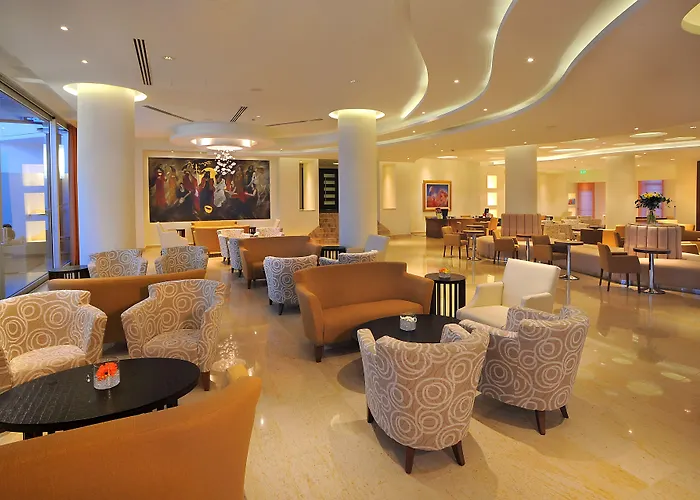 Курортный комплекс Olympic Lagoon 5*