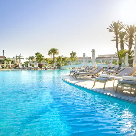 Курортный комплекс Olympic Lagoon 5*