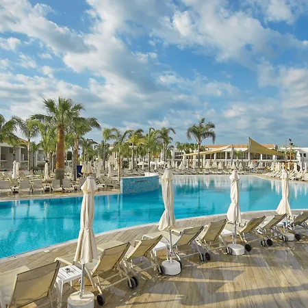 Olympic Lagoon Ośrodek wypoczynkowy 5*