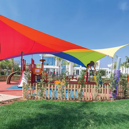 Olympic Lagoon אתר נופש איה נאפה