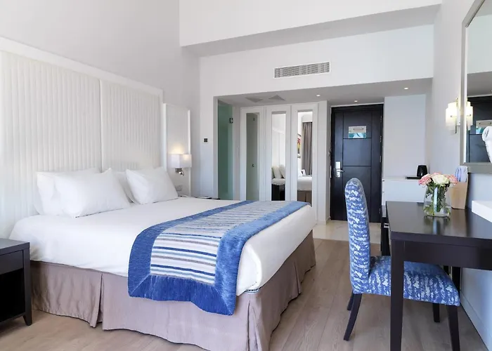 Resort Olympic Lagoon Agia Napa