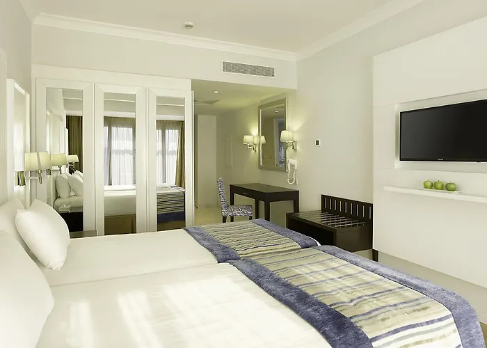 Resort Olympic Lagoon 5*