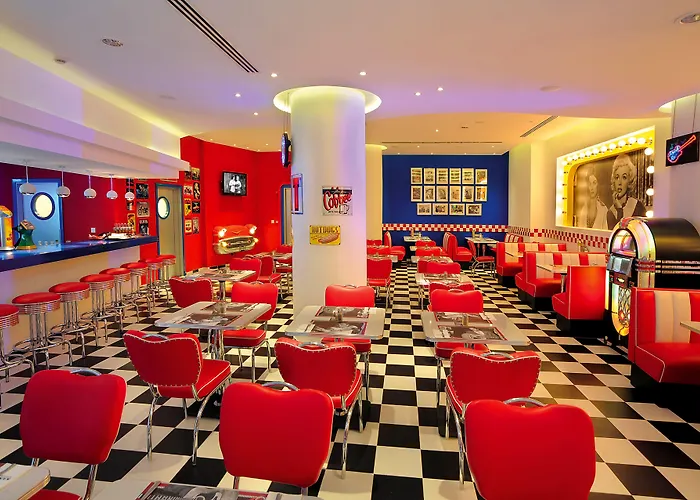 Semesteranläggning (resort) Olympic Lagoon 5*